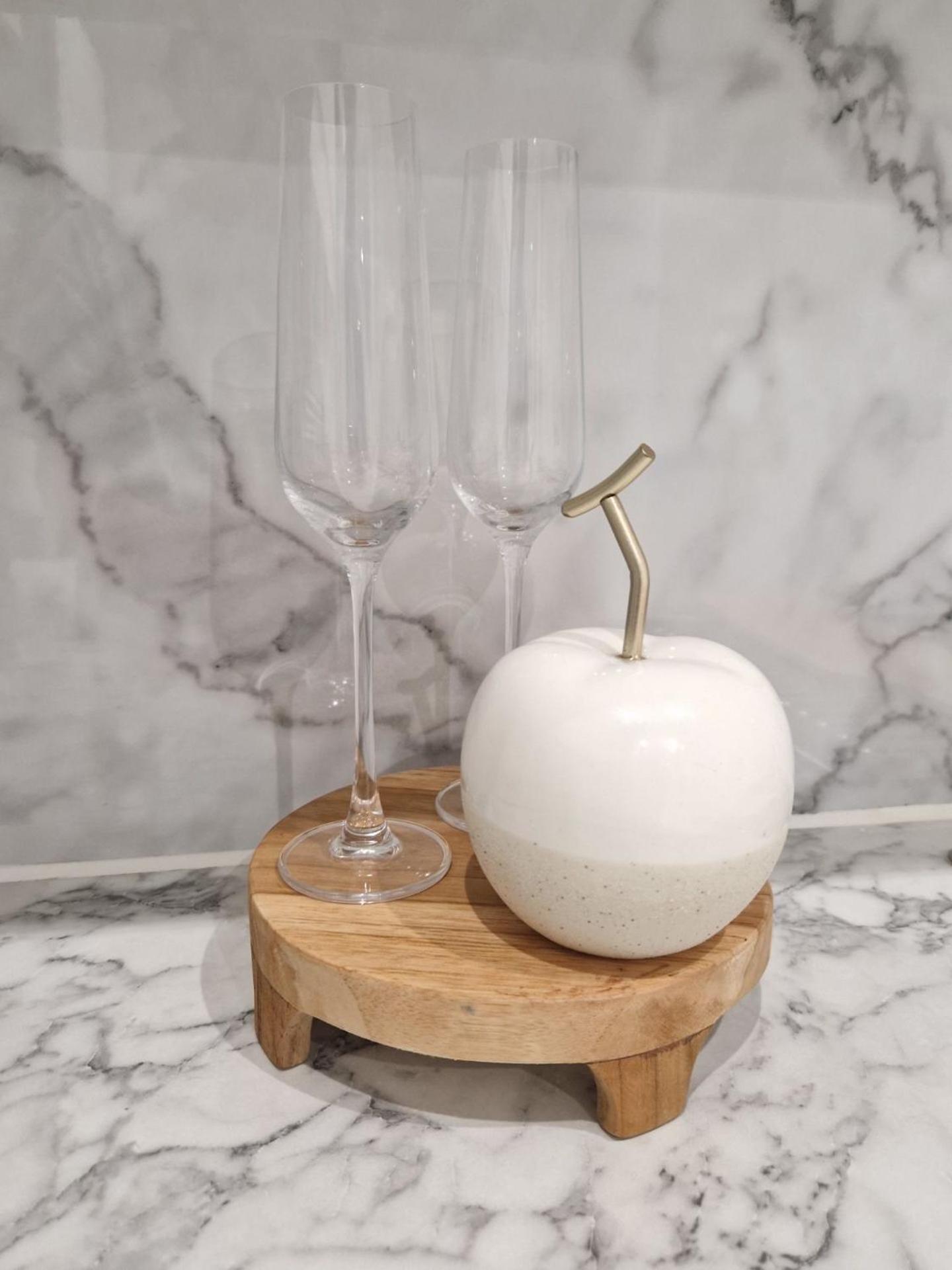 New Luxury Near Wembley - Free Parking & Wifi Apartment *