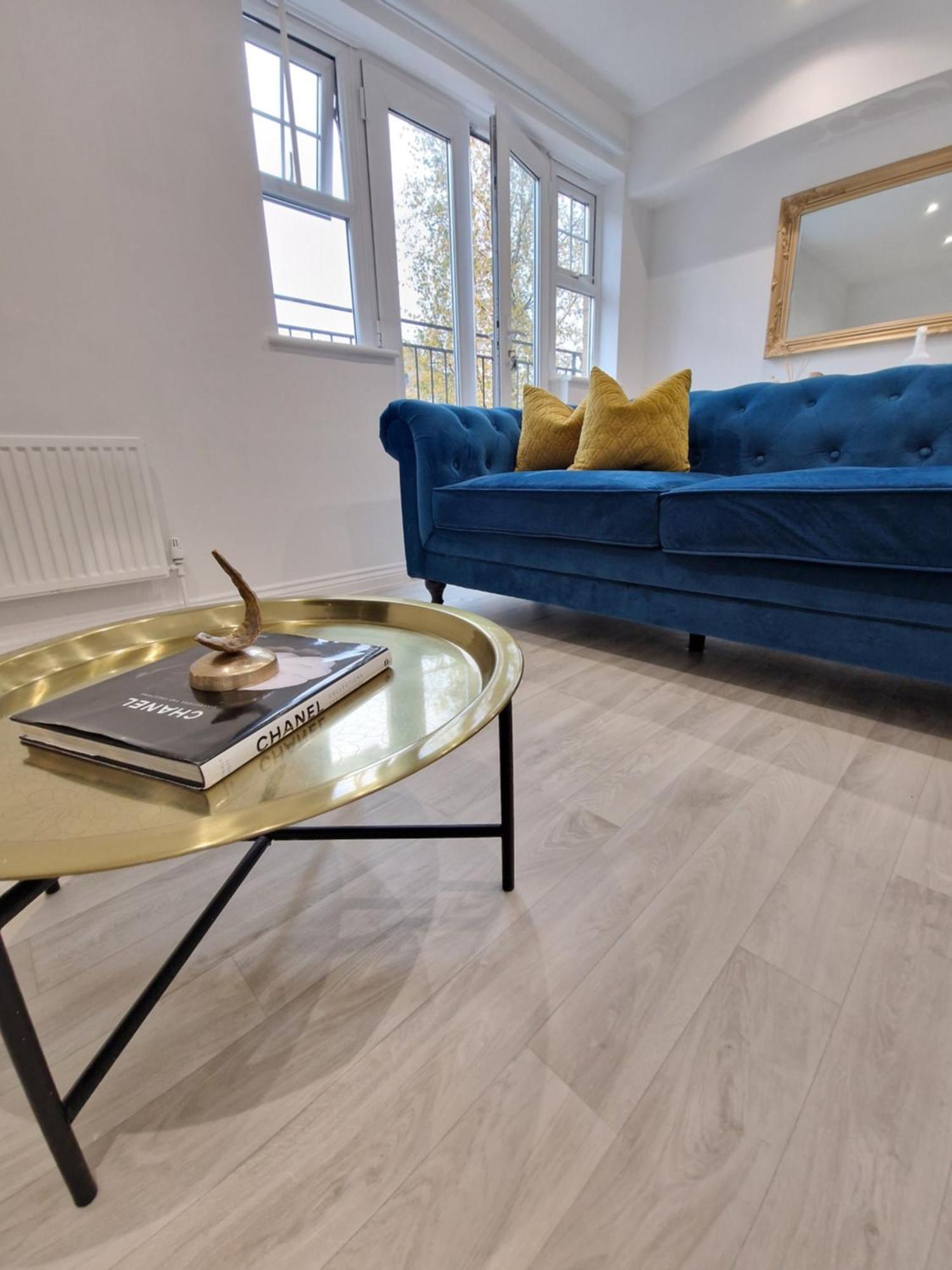 Apartment New Luxury Near Wembley - Free Parking & Wifi